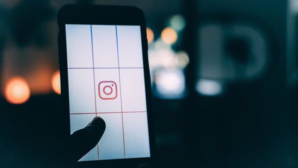 Instagram prohibirá la promoción de terapias de conversión para personas LGTB