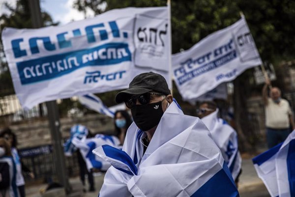 Israel vuelve a imponer medidas de restricción en cinco distritos tras un nuevo record diario de casos