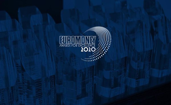 Banco Santander, BBVA y CaixaBank, premiados por la revista Euromoney
