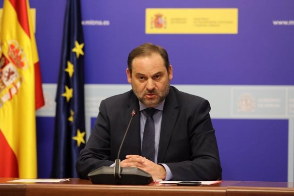 La nueva Ley de Movilidad abordará la fiscalidad del transporte y el eventual peaje en autovías