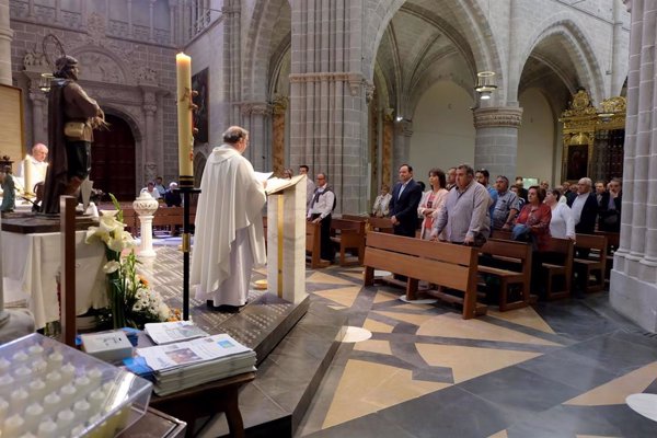 El obispo de Tarazona (Zaragoza) preside una misa funeral por las víctimas este domingo en la catedral