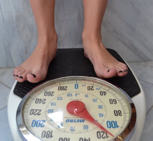 Un estudio apunta que las mujeres que carecen de lazos sociales tienen más probabilidad de ser obesas, según estudio