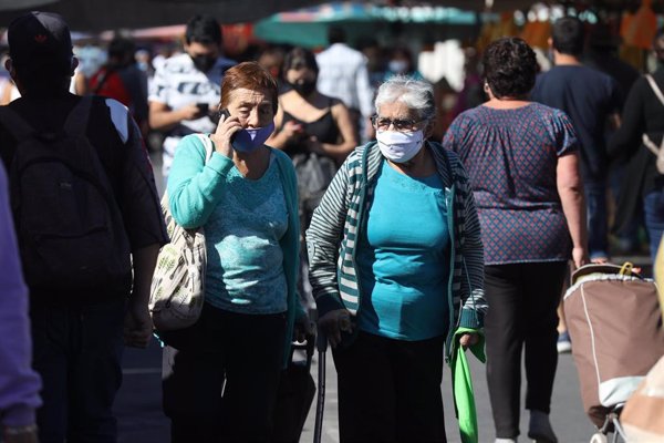 Chile confirma otros 1.700 casos nuevos de coronavirus y destaca 
