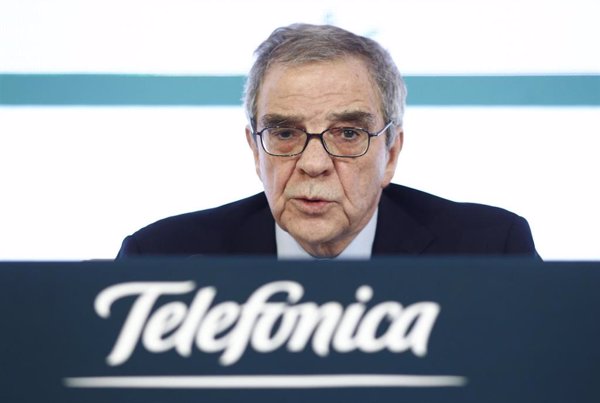 El ex presidente de Telefónica César Alierta, en coma inducido tras empeorar su salud cardiovascular