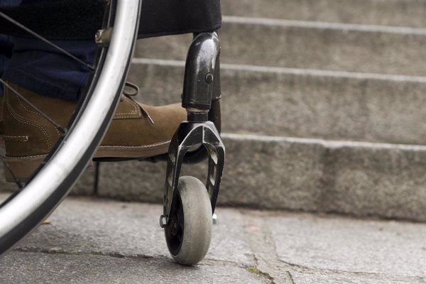 El estado de alarma y la nueva normalidad afloran barreras para personas con discapacidad, según un estudio