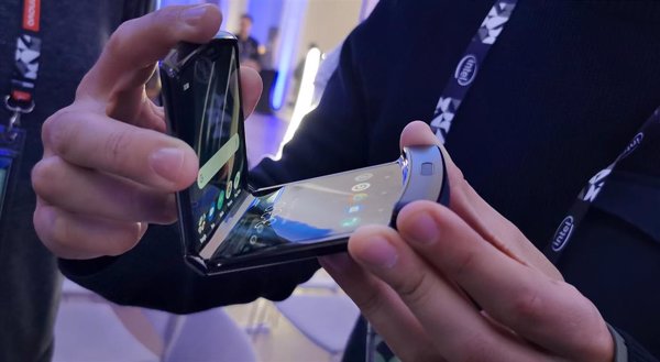 Motorola presentará al sucesor de su móvil plegable Razr el 9 de septiembre