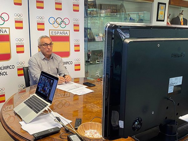 Alejandro Blanco se reúne con Rodríguez Uribes y las federaciones para reiniciar las competiciones nacionales