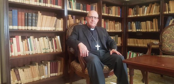 Obispo de Huelva asegura que la pandemia lleva a pensar que 