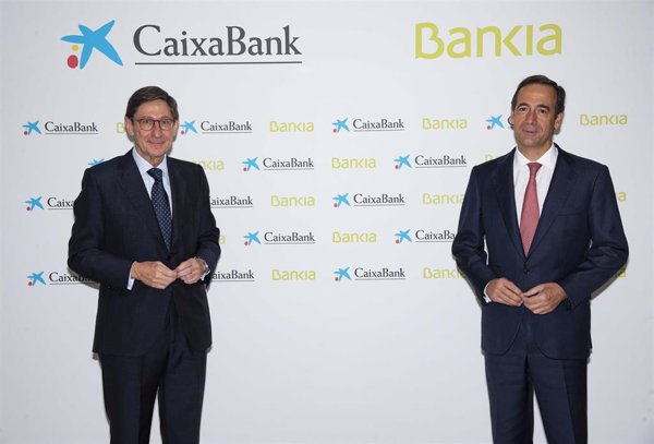 Moody's afirma los ratings de CaixaBank y sitúa a Bankia en revisión para una mejora de sus calificaciones