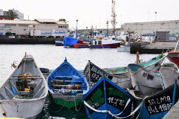 Las costas españolas registran la llegada de unos 1.300 migrantes en lo que va de semana