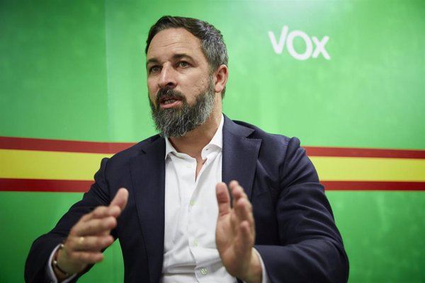Vox registrará este martes su moción de censura contra Pedro Sánchez