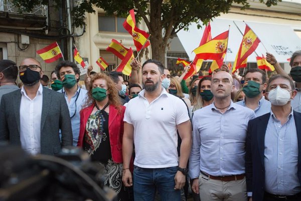 Vox celebra la inhabilitación de Torra y exige la convocatoria inmediata de elecciones en Cataluña
