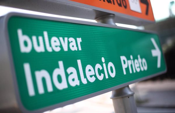 Podemos Móstoles (Madrid) propone renombrar dos espacios para dedicarlos a Largo Caballero y Prieto en la localidad