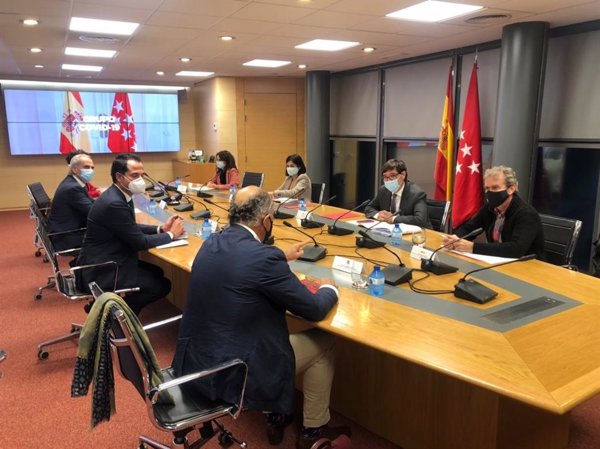 El Gobierno apoyará a Madrid en las medidas para contener el virus y buscará coordinación de todas las CCAA