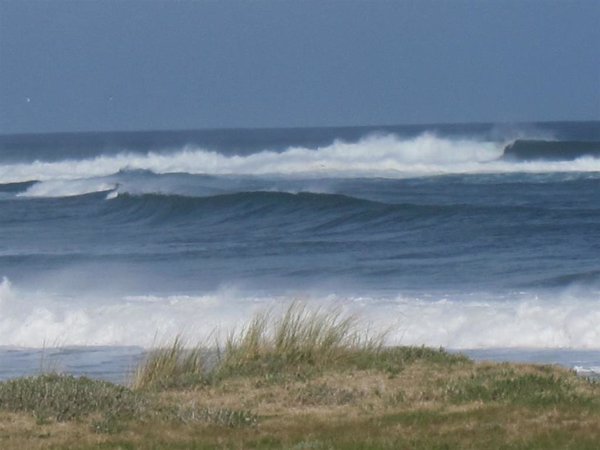 Protección Civil alerta de la llegada de un fuerte temporal marítimo, con olas de hasta 8 metros, a las costas del norte