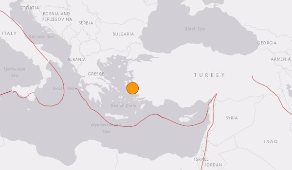 El terremoto de 6,6 en el Egeo deja ya 24 muertos en Turquía, dos más en Grecia y más de 800 heridos