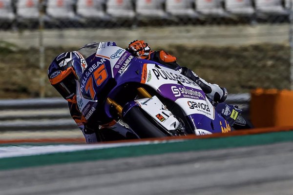 Albert Arenas hace su debut con su moto de Moto2 en un test en Portimao