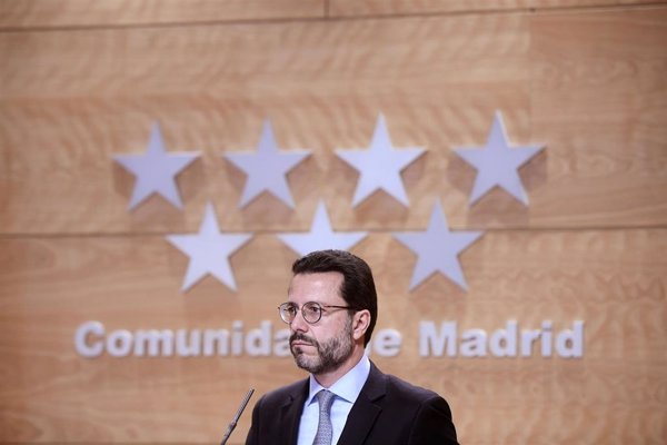 Madrid denuncia que Sánchez se esconda detrás de Rufián para 