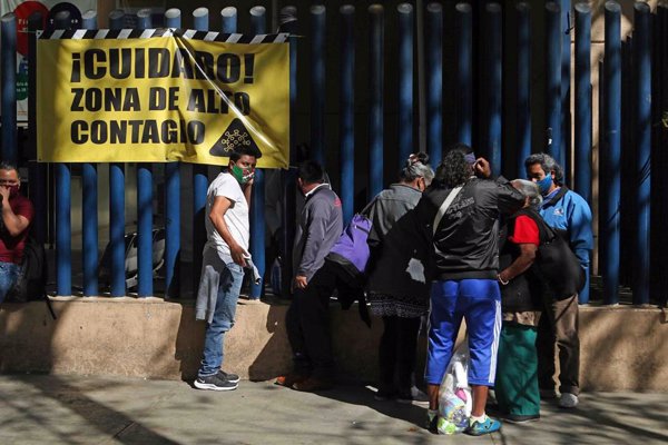 México suma 10.300 casos más y 858 fallecidos adicionales por la COVID-19