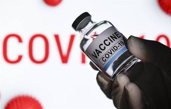 Moderna solicita oficialmente la autorización de emergencia para su vacuna contra la COVID-19 en EEUU