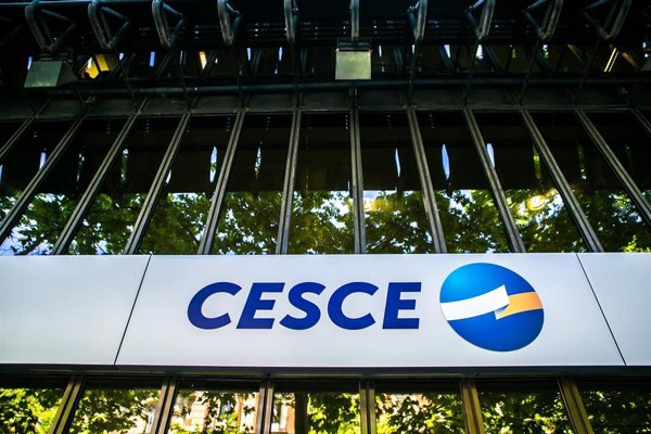 Axesor rebaja un escalón la calificación crediticia de Cesce