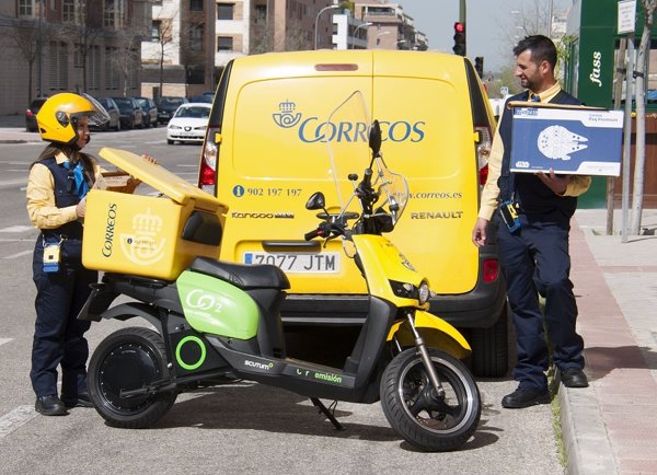 El mercado postal sigue creciendo un 9% en España, impulsado por el envío de paquetería