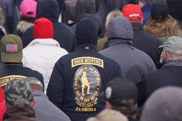 La milicia de ultraderecha Oath Keepers avisó tras las elecciones de que habría una 