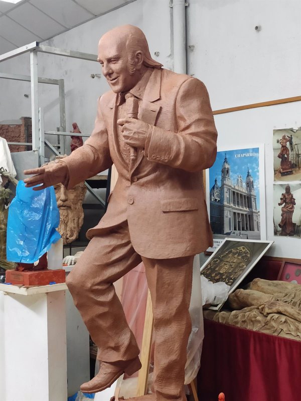 Chiquito de la Calzada tendrá una escultura de bronce de dos metros en Málaga