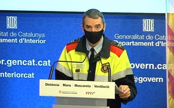 Los Mossos detienen a los responsables de una agencia de viajes por estafar con PCR falsas