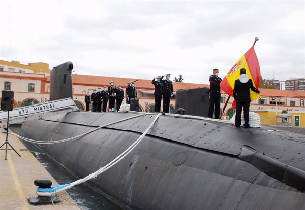El submarino 'Mistral' (S-73) causa baja tras más de 35 años de servicio