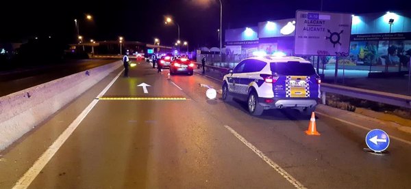 La Policía Local de Alicante disuelve doce fiestas en viviendas durante la pasada noche