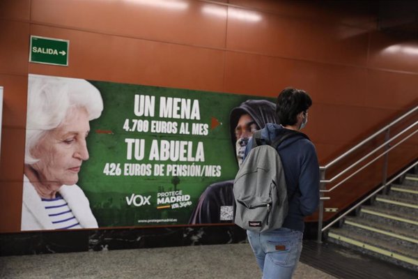 CEAR denuncia ante la Fiscalía de Madrid el cartel de Vox por posible delito de odio y discriminación