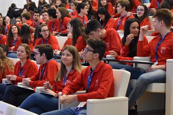 Seleccionados los 50 estudiantes más brillantes de España para las Becas Europa Santander-UFV