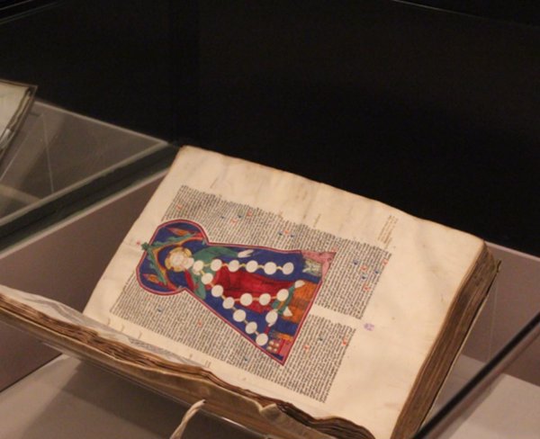 La Biblioteca Nacional aporta luz a la Edad Media con más de medio centenar de manuscritos 'iluminados'