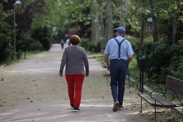 El 75% de españoles no ahorra para su jubilación a pesar de ser un buen hábito para envejecer mejor, según un estudio