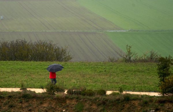 Las temperaturas bajan hoy en casi toda España y las lluvias afectarán al sudeste y norte peninsular