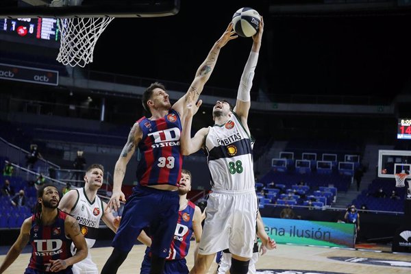 (Previa) El Baskonia quiere recuperar la cuarta plaza ante Joventut y Acunsa GBC