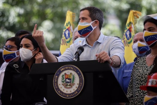 Guaidó agradece a la Asamblea Nacional opositora el apoyo a su Acuerdo de Salvación Nacional