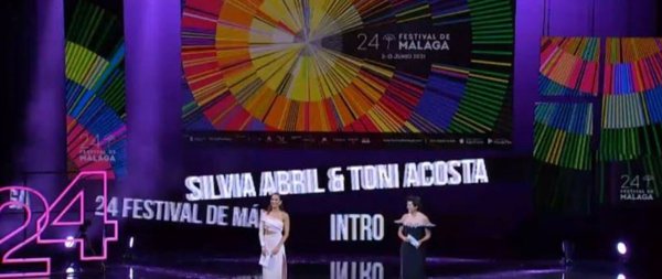 Silvia Abril y Toni Acosta ejercen de maestras de ceremonias en inauguración del 24 Festival de Málaga