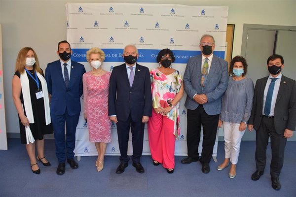 Las presidentas de los colegios de Almería y A Coruña se incorporan a la Comisión Ejecutiva del Consejo de Enfermería