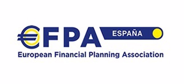 EFPA España celebra una sesión de su Programa de Educación Financiera con 100 asistentes de 20 nacionalidades