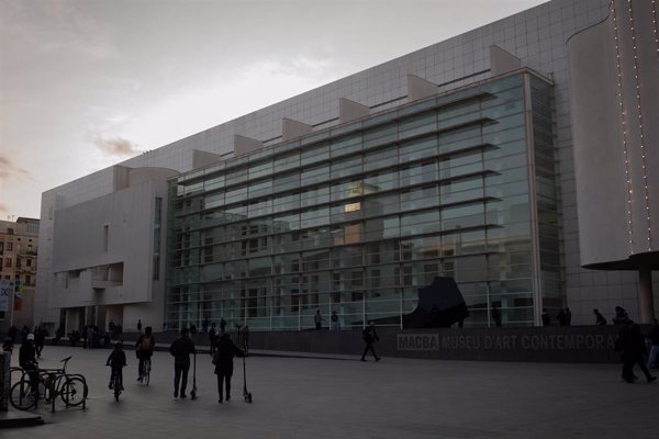 Marina Garcés y Yayo Herrero dejan sus cargos en el Macba tras el cese del jefe de programas