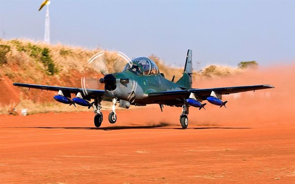 Nigeria fortalece su plan de lucha antiterrorista con aviones de combate suministrados por Estados Unidos