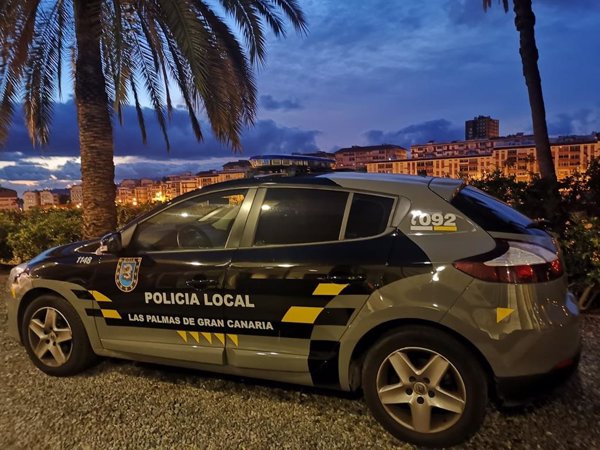 Desalojan una fiesta con unas 60 personas en Gran Canaria
