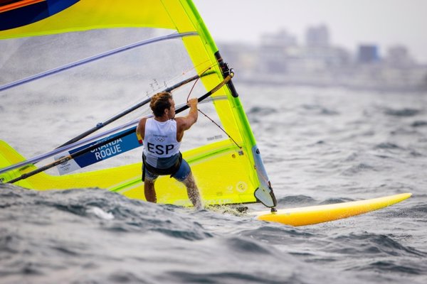 Ángel Granda estará en la Medal Race de RS:X y España tiene dos platas provisionales