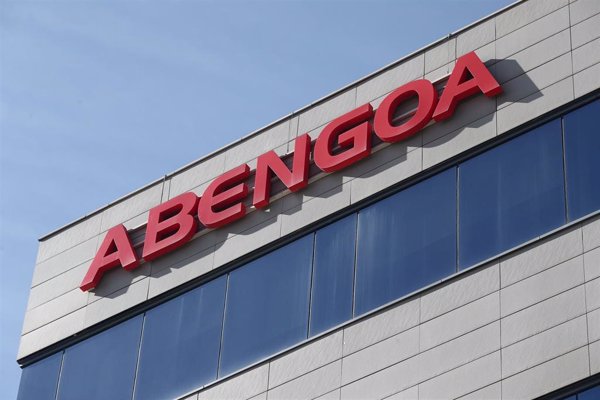 La CNMV multa con 140.000 euros al antiguo consejo de administración de Abengoa