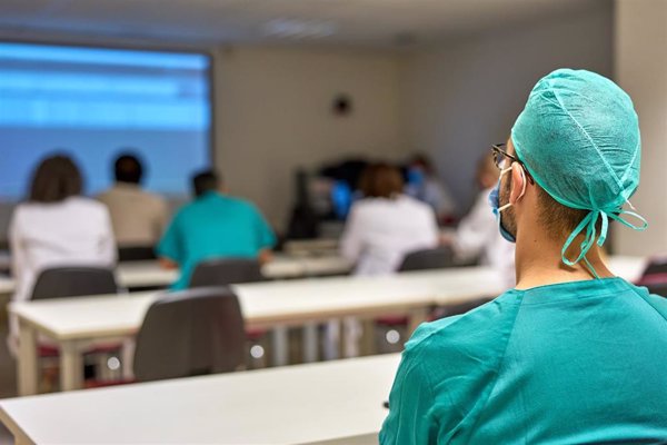 HM Hospitales la bienvenida a la nueva promoción de residentes de Medicina y Enfermería