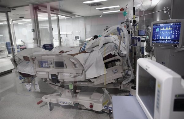 Comunidad de Madrid suma cerca de 1.100 camas de cuidados continuados y rehabilitación para pacientes con Covid