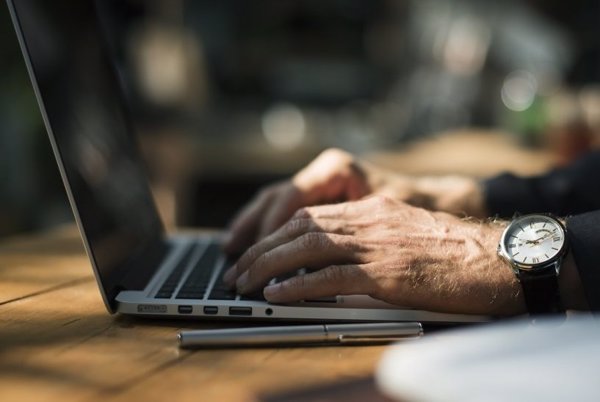 Kantar vende su división de negocio de 'Reputation Inteligence' a STP