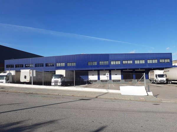 Savills IM compra a UBS dos naves logísticas de XPO Logistics y Cadyssa Douglas en Madrid por 51,6 millones